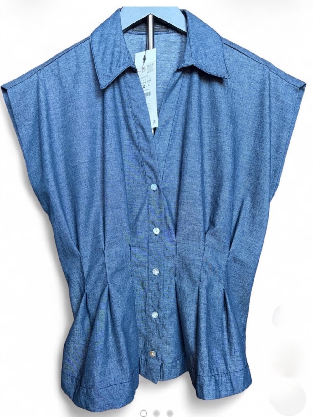 Zara Blue Sleeveless Button-Down Chambray Top